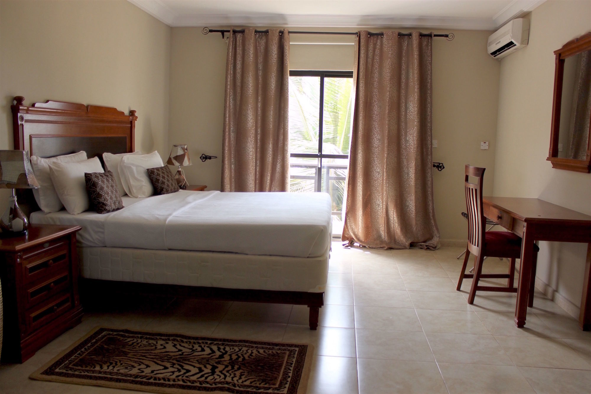 Seafront Residences Bijilo Dış mekan fotoğraf